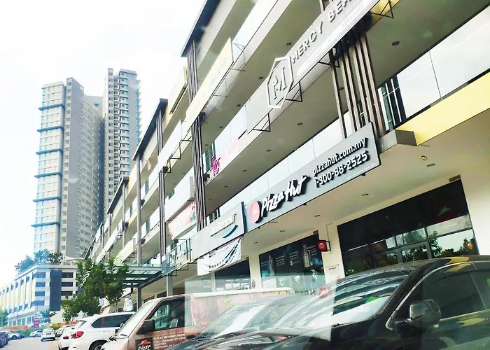 Le Pavilion By Salaam Suites, 5 Pax, Near Setiawalk