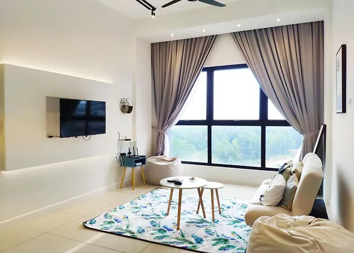 Le Pavilion By Salaam Suites, 5 Pax, Near Setiawalk