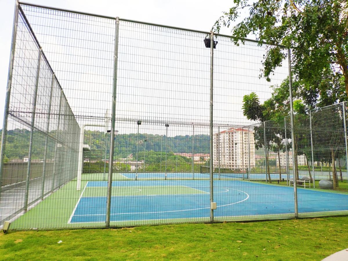 Le Pavilion By Salaam Suites, 5 Pax, Near Setiawalk Apartment Puchong