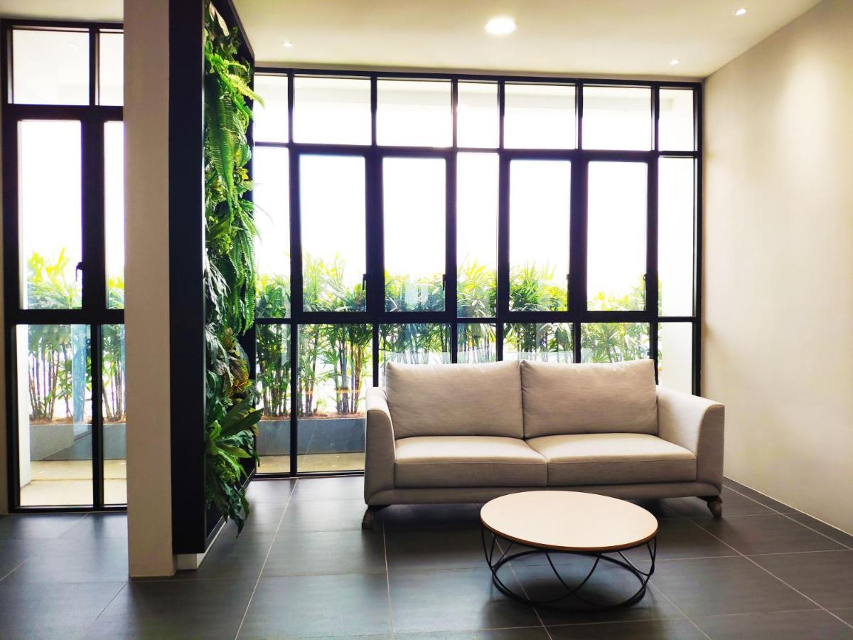 Le Pavilion By Salaam Suites, 5 Pax, Near Setiawalk *